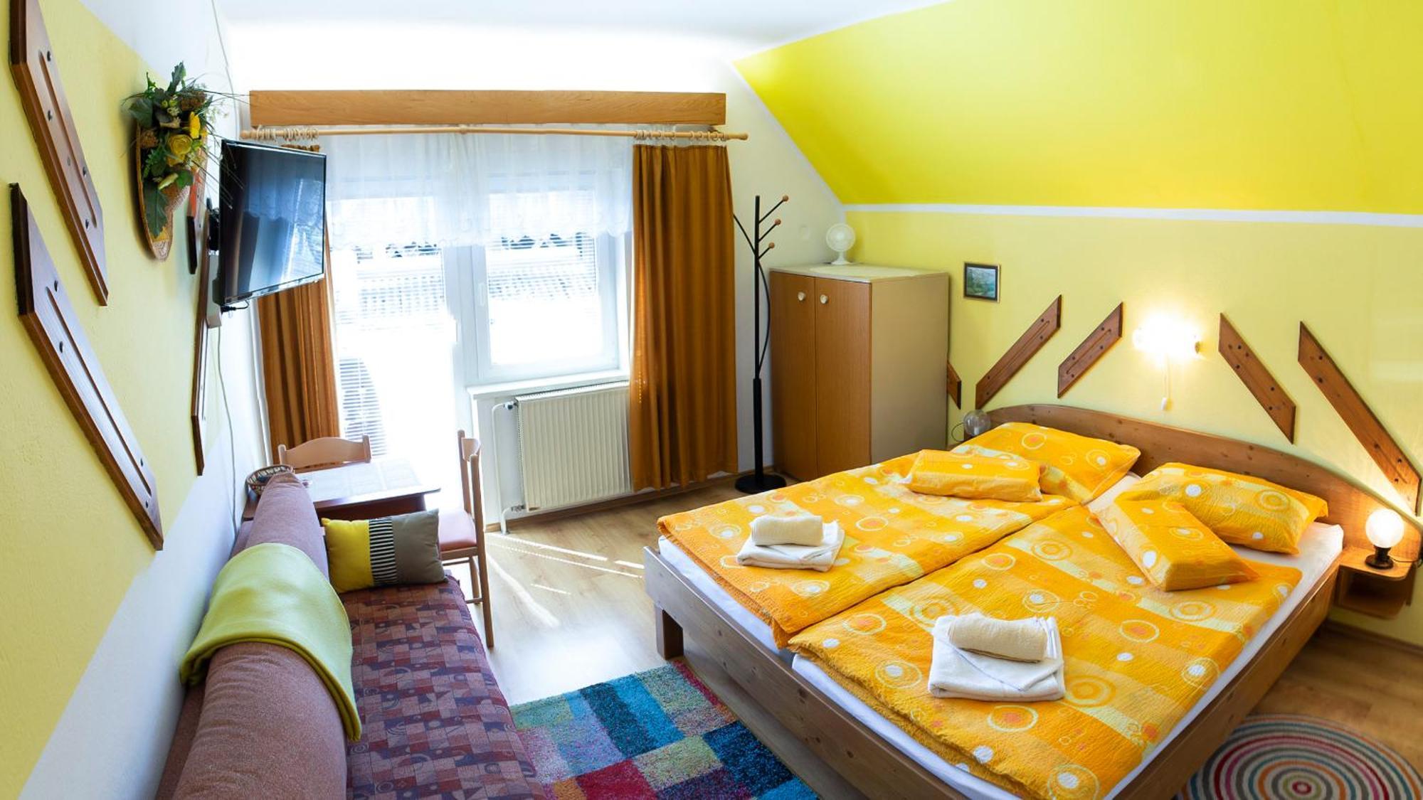 Apartments And Rooms Razen Bohinj ภายนอก รูปภาพ