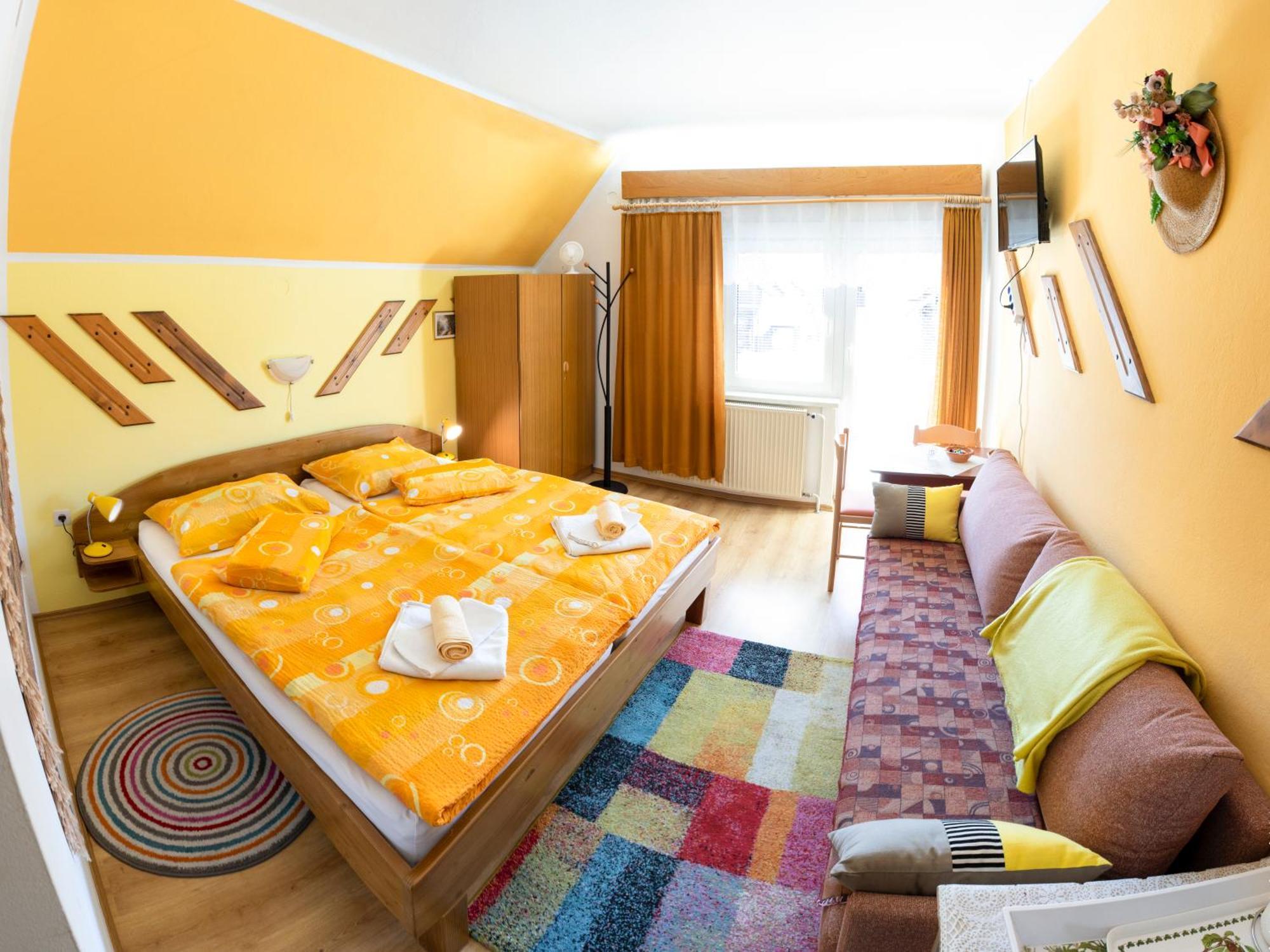 Apartments And Rooms Razen Bohinj ภายนอก รูปภาพ